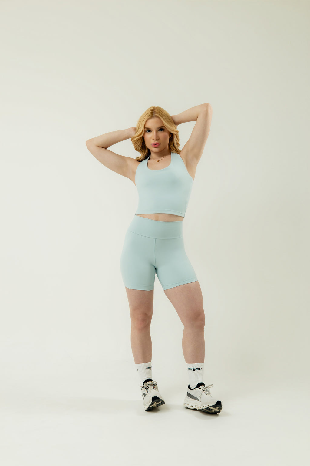 Short Lia